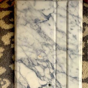 I pad air 2 keyboard case